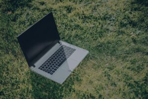 carbon footprint of a laptop graphic