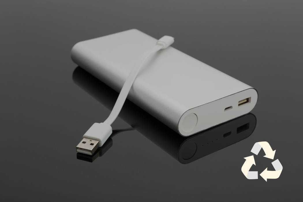 power bank recycling graphic